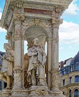 Fontaine place des Jacobins - Hippolyte Flandrin - La fontaine fut réalisée en décembre 1885 par Gaspard André (1840-1896)