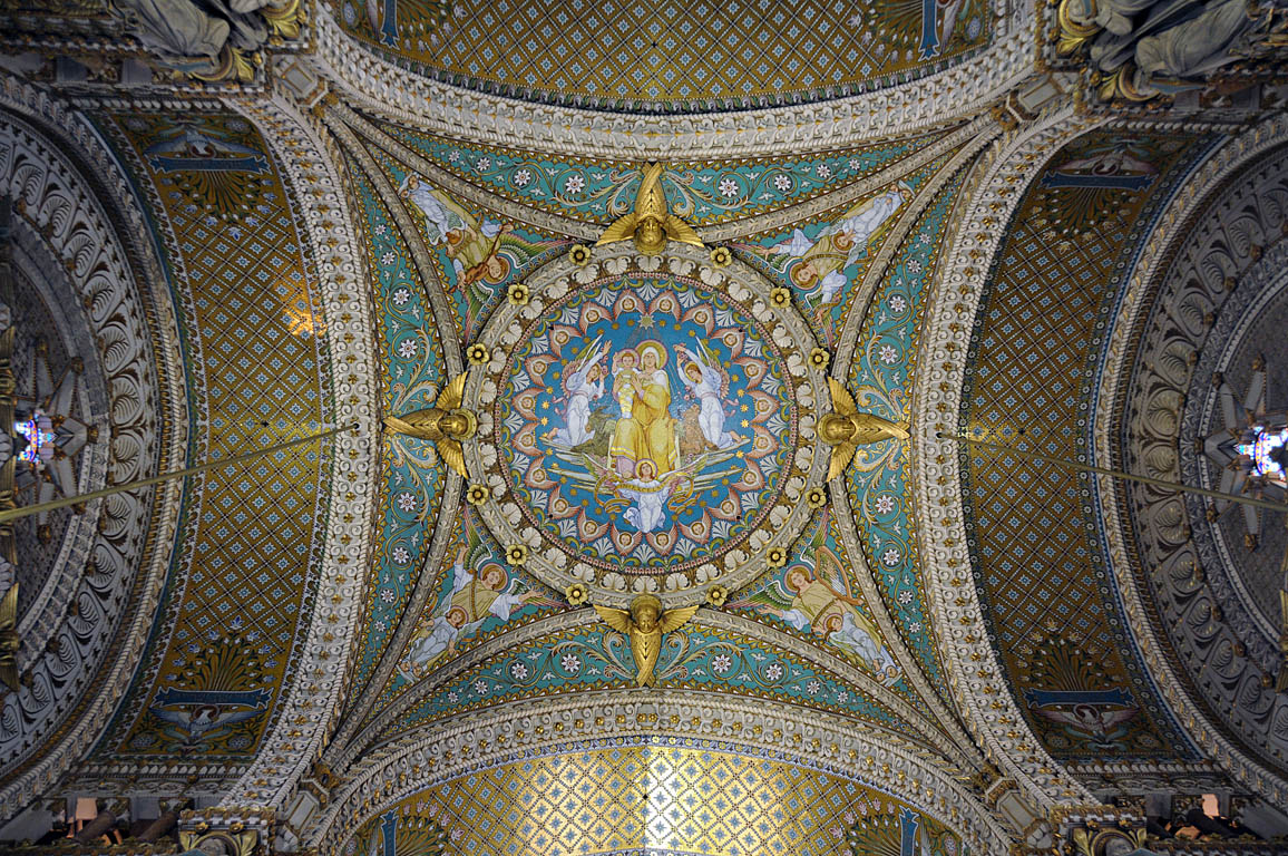 Intérieur de la Basilique de Fourvière Lyon 5ème