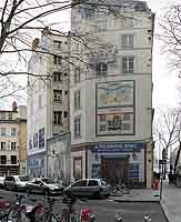 Fresque Ciné-Lyon  "Le Mur du Cinéma" par Cité de la Création en 1996 entre le Cours Gambetta et la Grande Rue de La Guillotière  Lyon 7ème