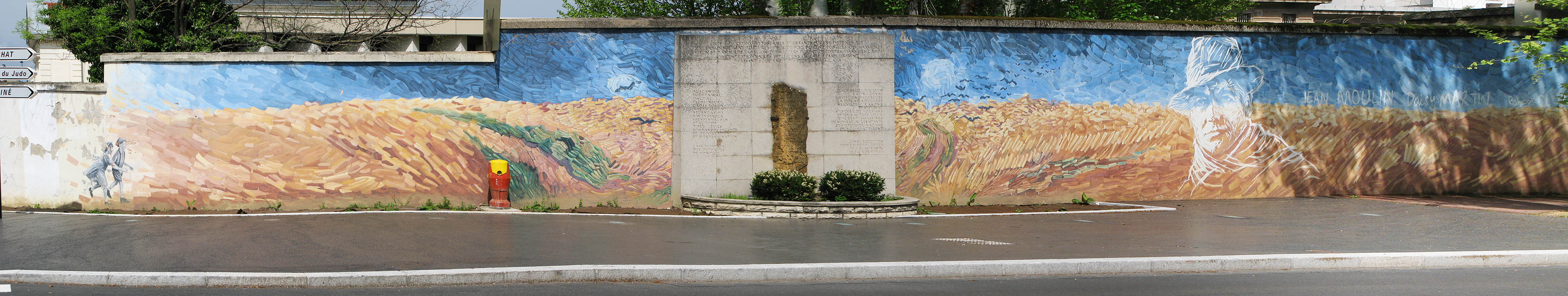 Fresque de Montluc - Jean Moulin rue du Dauphiné Lyon 3ème  par Cité de la Création 1999 - 800 m²