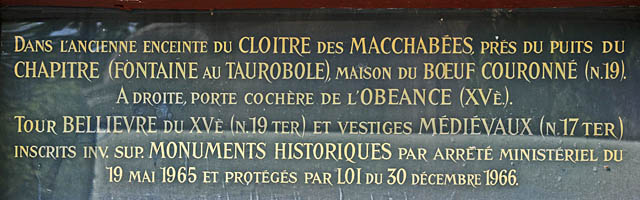 Informations sur la Fontaine au Taurobole, rue des Macchabées  Lyon 5ème