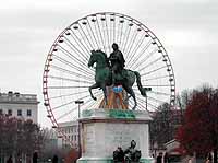 Statue de Louis XIV devant la roue place Antonin Poncet Lyon 2ème
