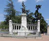 Monument en l’honneur des légionnaires, des gardes mobiles et des enfants du Rhône qui ont pris part à la défense nationale pendant les guerres de 1870 et 1871. Lyon 6ème