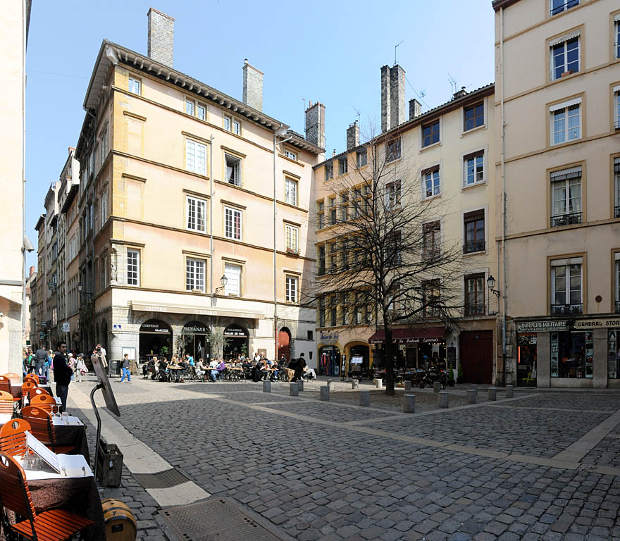 Hostellerie du Gouvernemant Place du Gouvernement Lyon 5ème