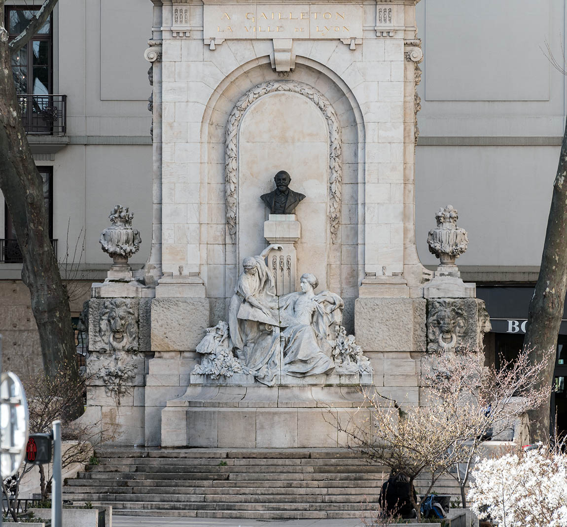 Place Docteur Gailleton Monument par André Vermare (1869-1949) Lyon 2ème