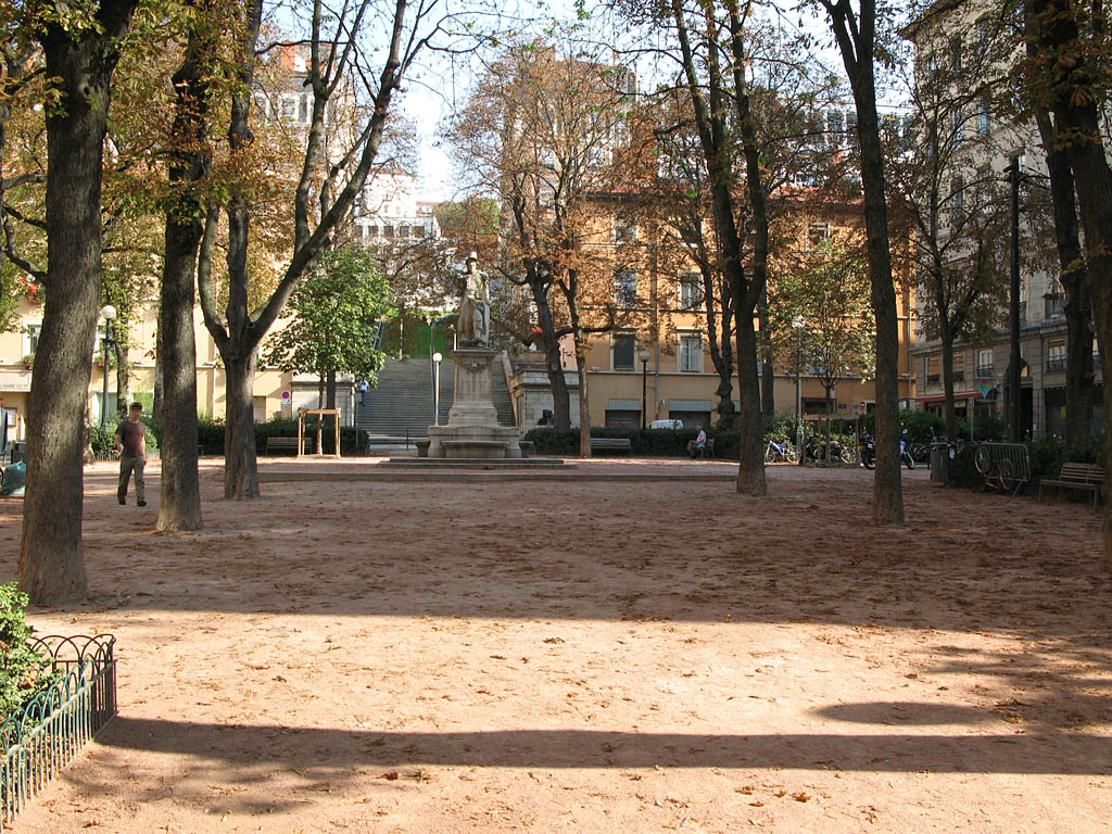 Place Satonay Lyon 1er
