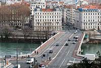 Pont De Lattre De Tassigny sur le Rhône Lyon vu depuis la rue des Fantasques (1956)