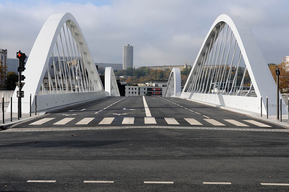 Pont Schuman du quai Gillet au Quai de la Gare d’eau Lyon 9ème (2014)
