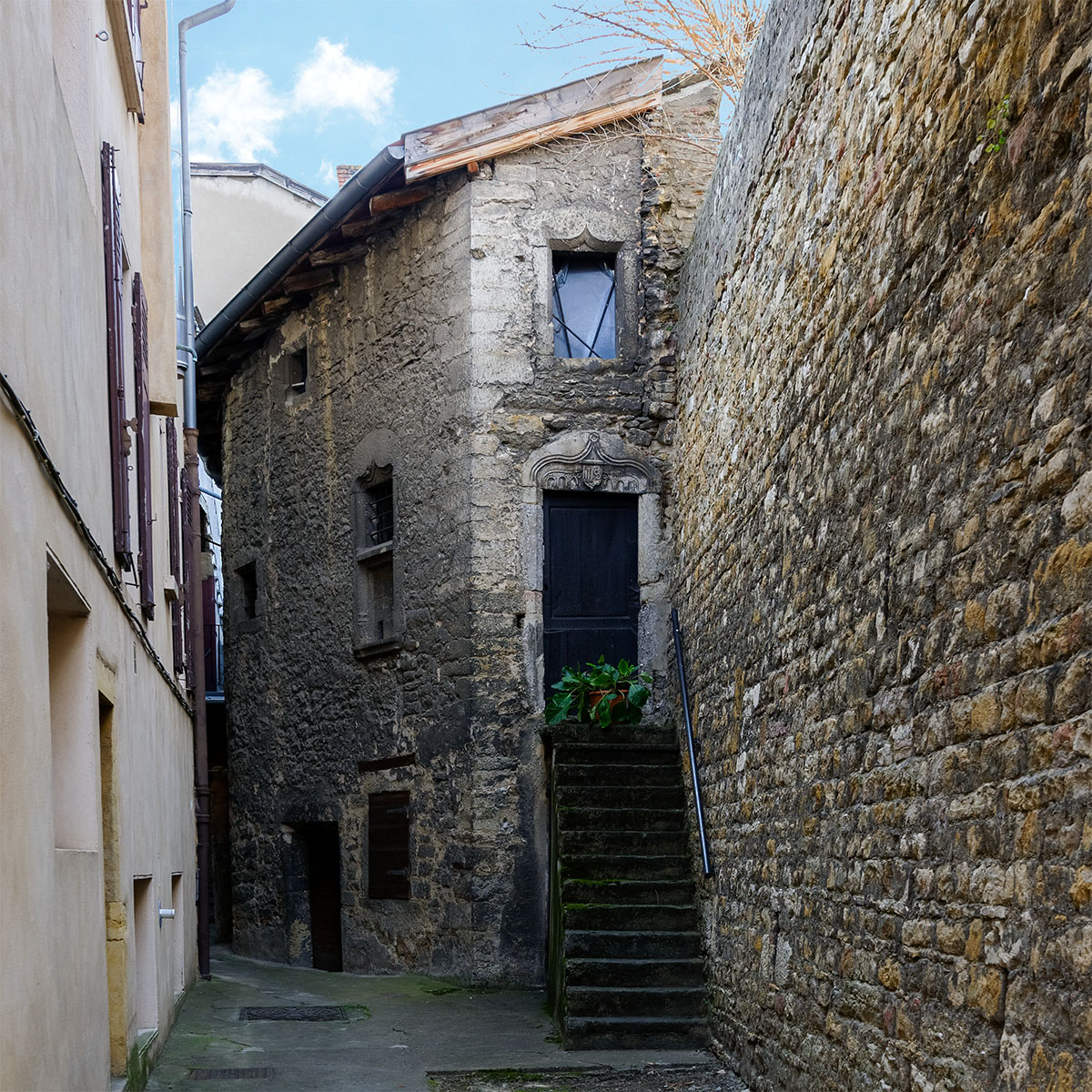 Vieux batiment Château de Saint Cyr au Mont d’Or