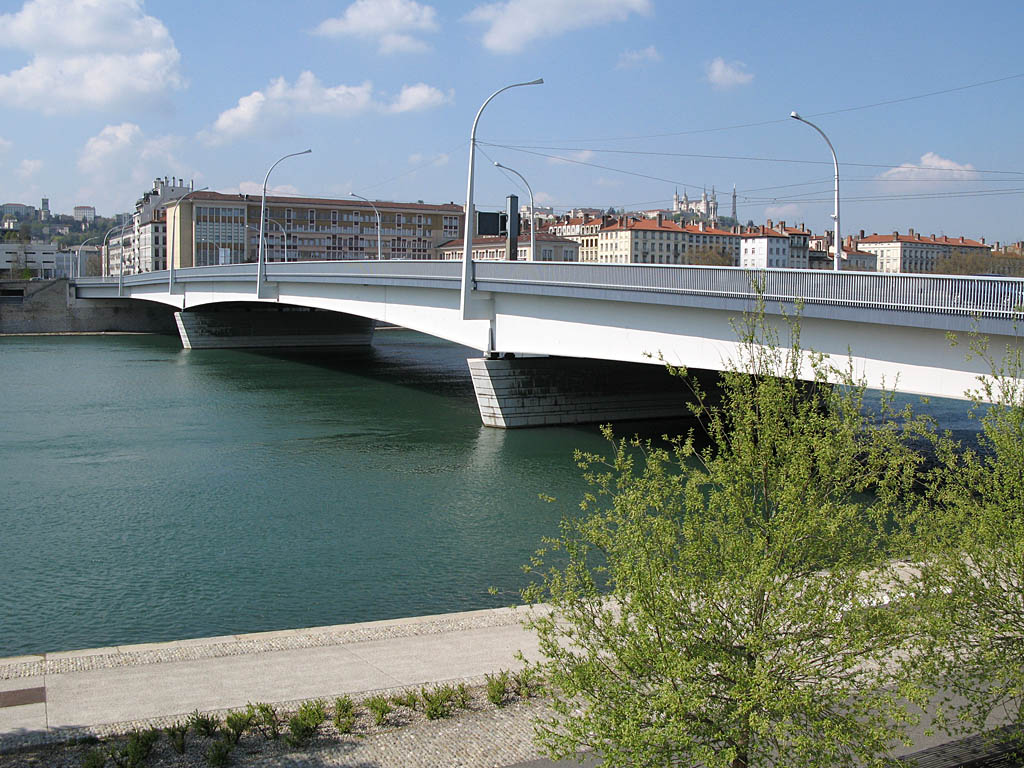 Pont Gallieni sur le Rhône (1965)