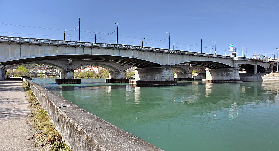 Pont Raymond Poincaré (1989) entre Caluire et Villeurbanne