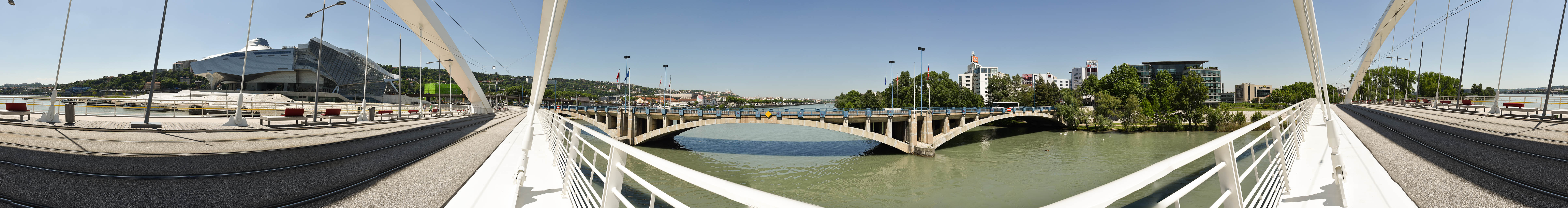 Pont Raymond Barre sur le Rhône (Mise en sevice : 2014) 