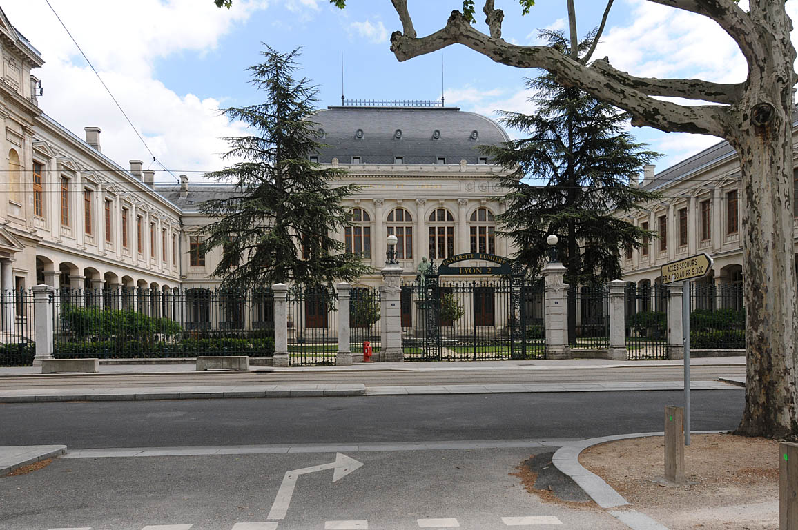 Université Lyon 2, Quai Claude Bernard Lyon 7ème