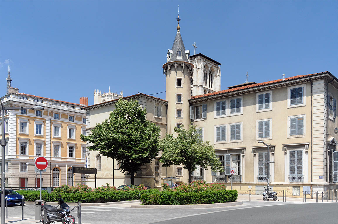 Bibliothèque - Palais Saint Jean Lyon 5ème
