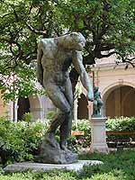 L’ombre ou Adam de Auguste Rodin (1840-1917)  (1902) Statue dans le jardin du Musée des Beaux-Arts Lyon 1er
