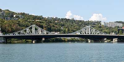 Pont autoroutier de La Mulatière sur la Saône