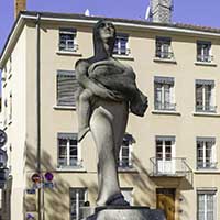 Georges Salendre (1890-1985) 1960 "Souvenir Unite et Paix" Place Dumas de Loire Lyon 9ème