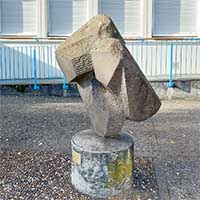 Ecully Groupe Scolaire Le Pérollier - Soleil Noir par Marc Pedoux 1976