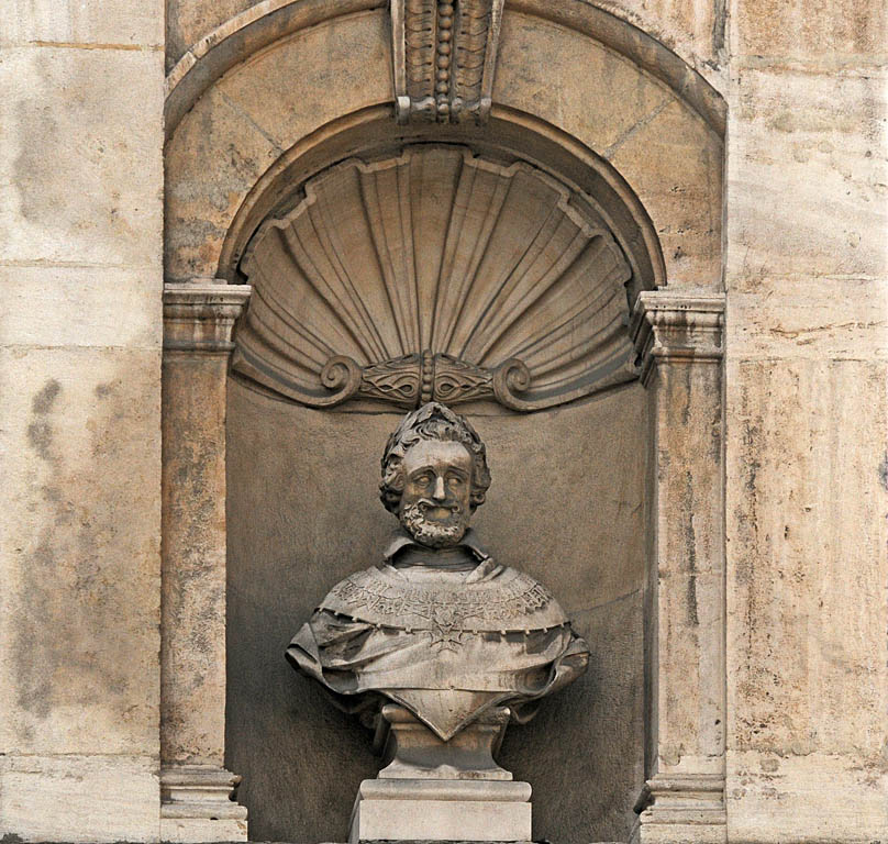 Hotel Paterin , Buste de Henri IV Montée Saint Barthélémy Lyon 5ème