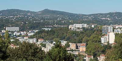 Mont Verdun, Mont Thou et Mont Cyndre vus du parc des hauteurs Lyon 5ème